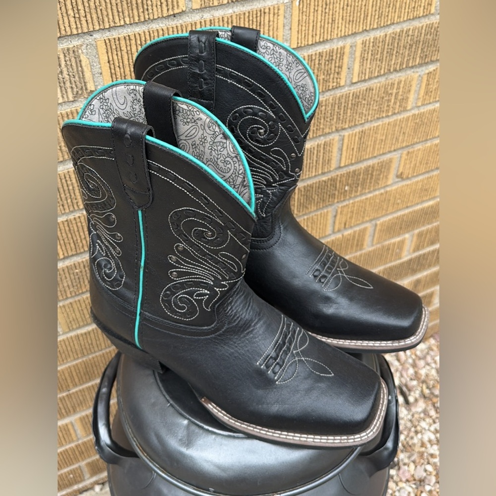 Cowboy/Western Black Boots